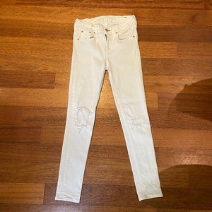 Rag & Bone White Mid/Low Rise Ripped Jeans 26